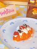 berry cream croissant